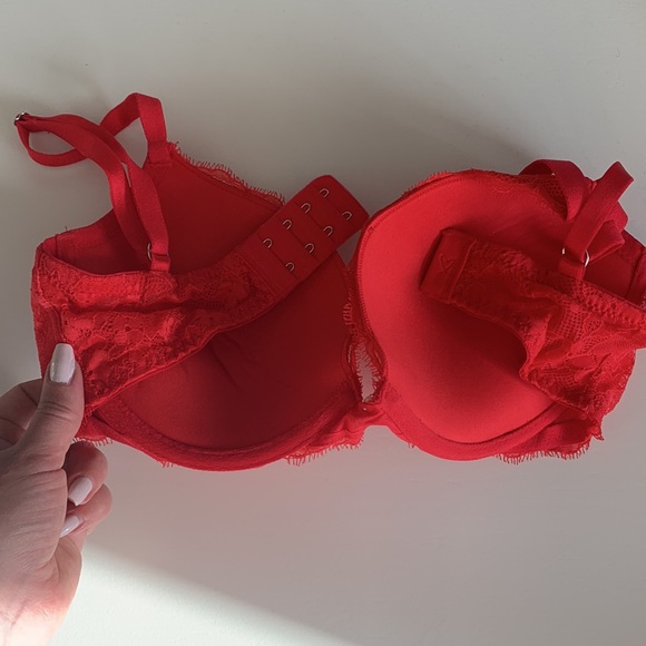 VS 32DD Red Push-up Dream Angels Lace Bra - Used Like New Tags Removed - Picture 4 of 4
